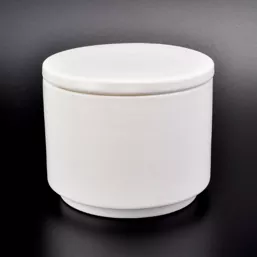 ঐতিহ্যগত সিরামিক মোমবাতি ধারক